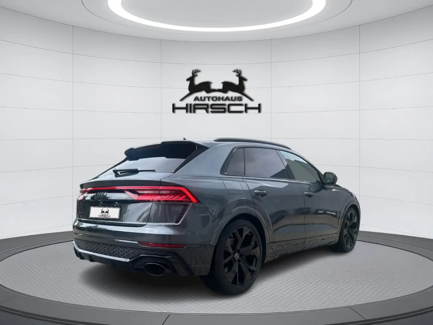 RSQ8 quattro Dynamik  305km h B&O Massage