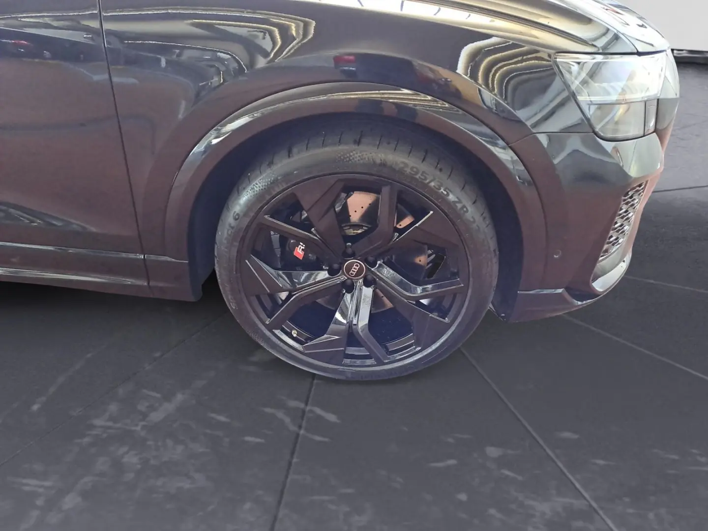 RS Q8 TFSI quattro  AHK PANO B&O HEAD-UP STANDHE