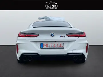 M8 Coupe Competition