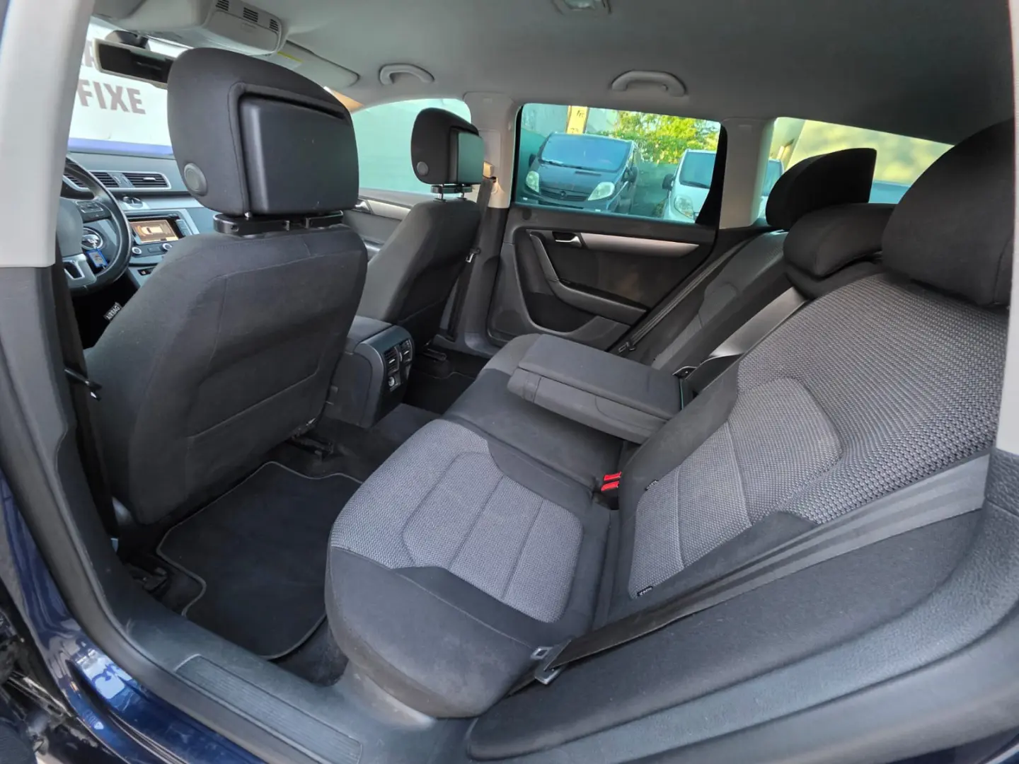 Volkswagen Passat 2013   1.6 TDI  Comfortline