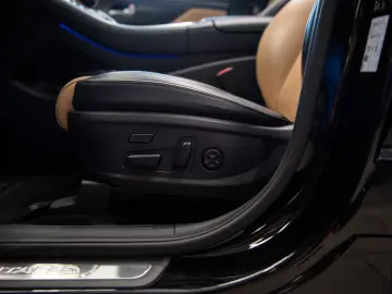 Hyundai Santa Fe 1.6 T-GDI Hybrid 4WD