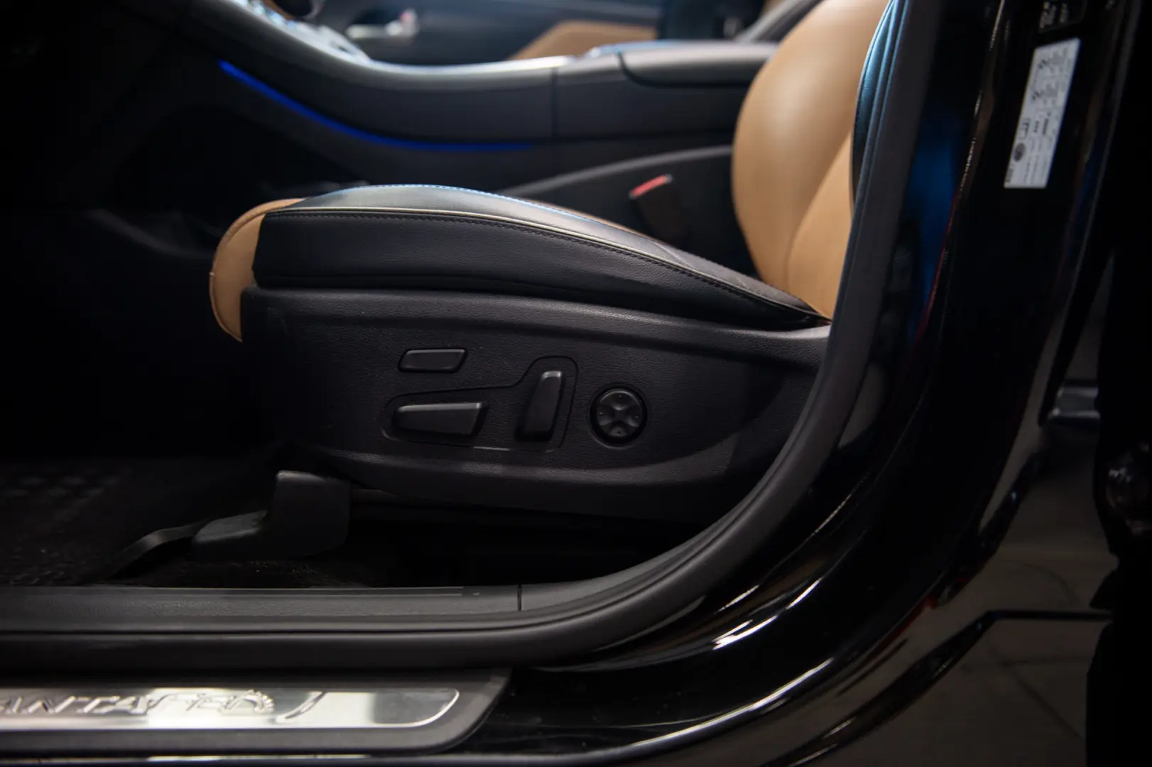 Hyundai Santa Fe 1.6 T-GDI Hybrid 4WD