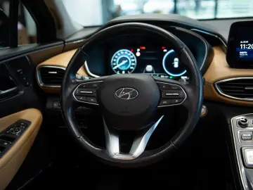 Hyundai Santa Fe 1.6 T-GDI Hybrid 4WD