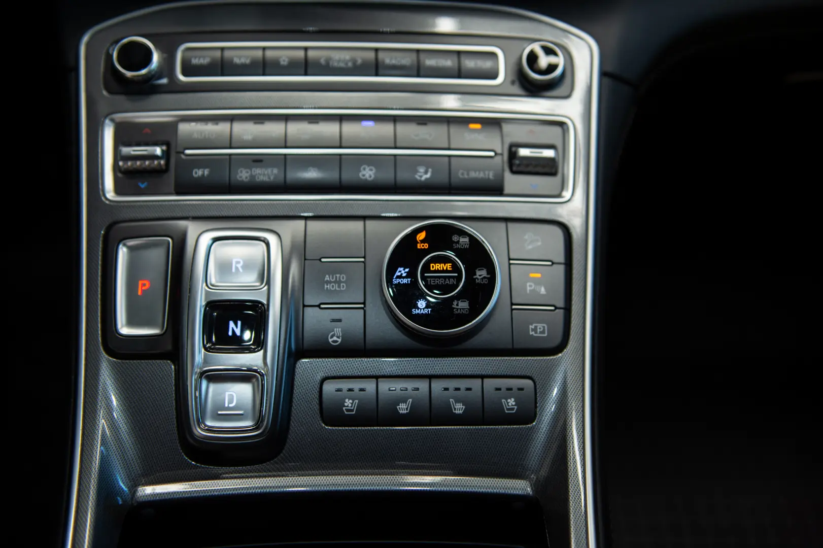 Hyundai Santa Fe 1.6 T-GDI Hybrid 4WD