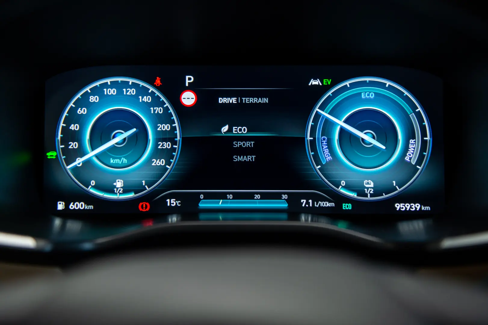 Hyundai Santa Fe 1.6 T-GDI Hybrid 4WD