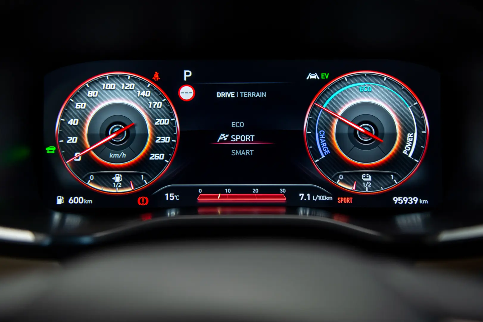 Hyundai Santa Fe 1.6 T-GDI Hybrid 4WD