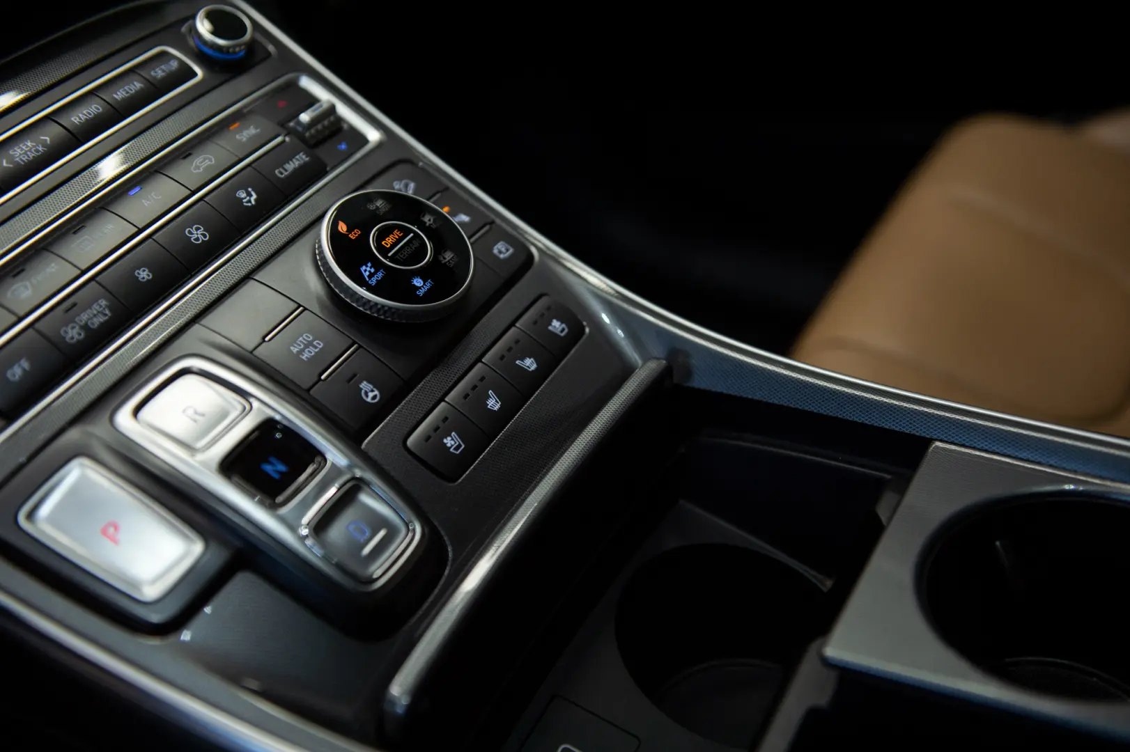 Hyundai Santa Fe 1.6 T-GDI Hybrid 4WD