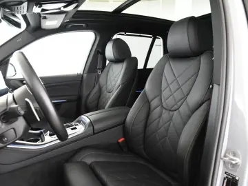 X5 xDrive30d M Sport Head-Up ACC AHK UVP 114.950