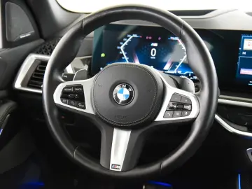 X5 xDrive30d M Sport Head-Up ACC AHK UVP 114.950