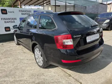 Skoda Octavia 1.6 TDI DSG Ambition