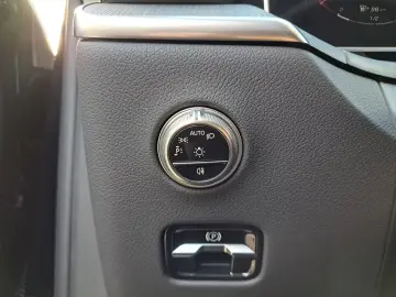 Mercedes-Benz GLC 200 4Matic Avantgarde ACC 360