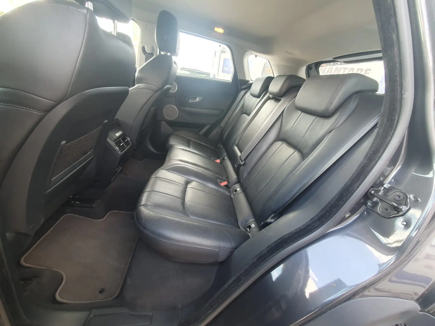 Land Rover Range Rover Evoque 2.0 D150 R-Dynamic