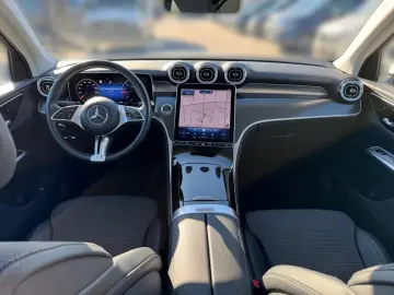 Mercedes-Benz GLC 220 d 4M Avantgarde-Adv  Pano