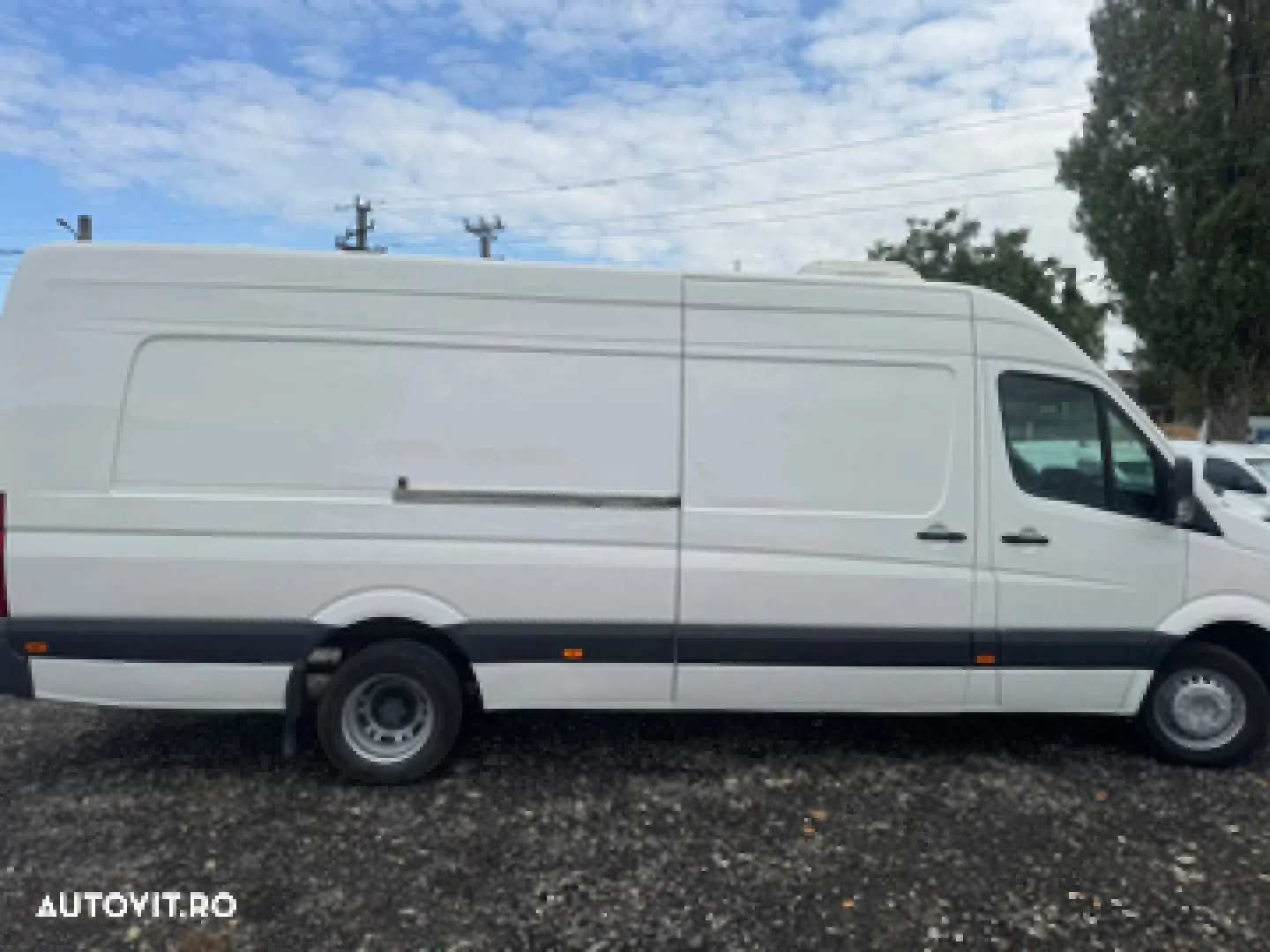 Volkswagen CRAFTER CU FRIG - VARIANTA LUNGA