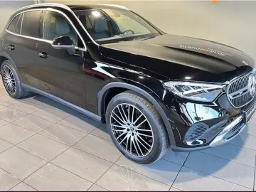 Mercedes-Benz GLC 200 4M Avantgarde AHK StaHg 360