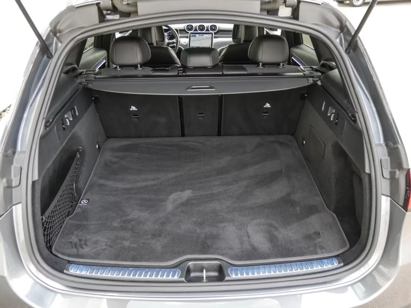 Mercedes-Benz GLC 200 4M  AMG NOAPTE KAM DISTR LED