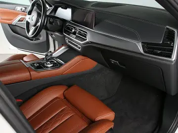 X6 xDrive30dA M Sport Laser AHK Standh Nighv H&K