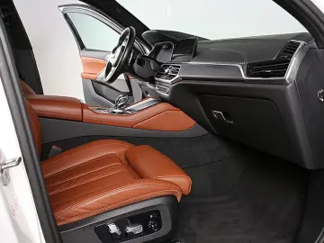 X6 xDrive30dA M Sport Laser AHK Standh Nighv H&K