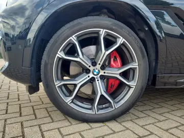 X6 xDrive30d Sportpaket HUD AHK Navigation Leder