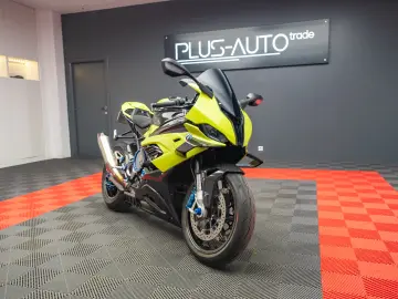 BMW M1000RR