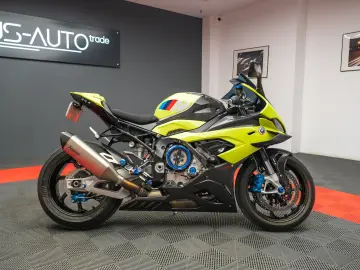 BMW M1000RR