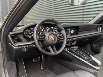 911 992 Carrera 4 Cabriolet