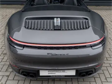 911 992 Carrera 4 Cabriolet