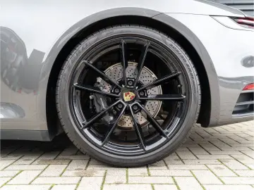 911 992 Carrera 4 Cabriolet