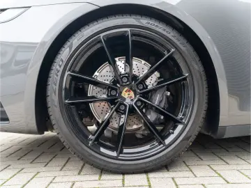 911 992 Carrera 4 Cabriolet