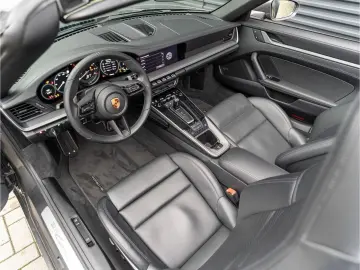 911 992 Carrera 4 Cabriolet