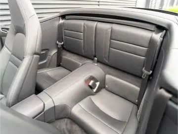 911 992 Carrera 4 Cabriolet