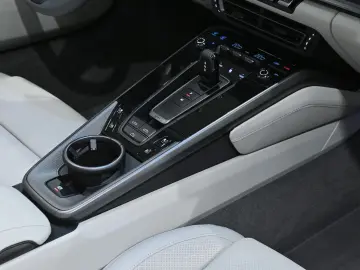 911 Carrera 4 Cabrio PDK