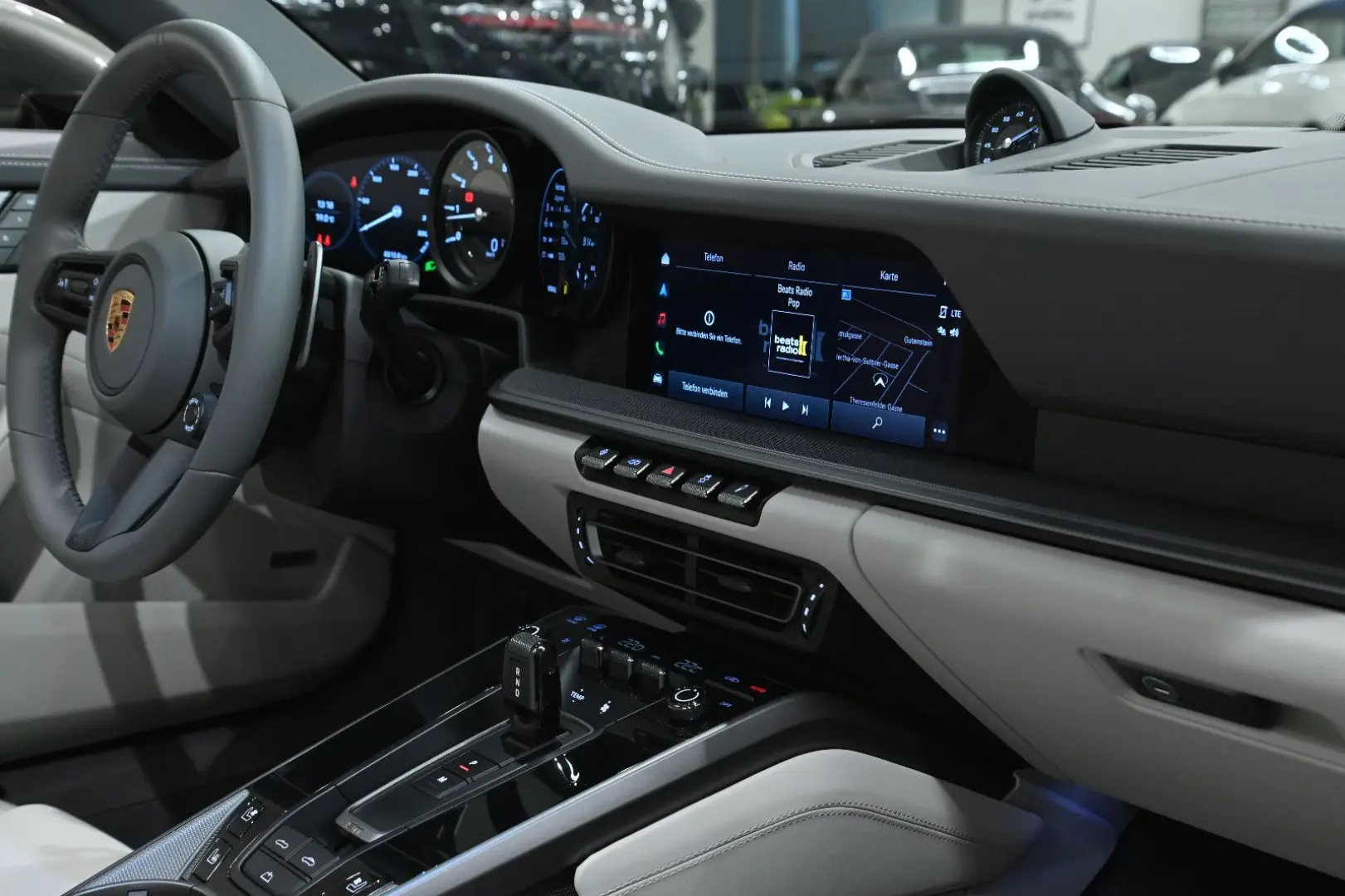 911 Carrera 4 Cabrio PDK