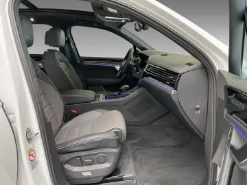 Touareg 3.0 TDI R-Line 4M AUT AHK Luftfederung