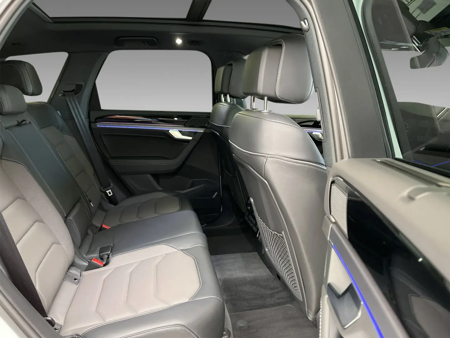 Touareg 3.0 TDI R-Line 4M AUT AHK Luftfederung