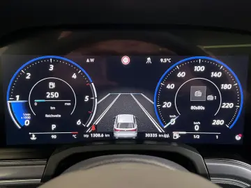 Touareg 3.0 TDI R-Line 4M AUT AHK Luftfederung