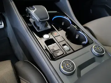 Touareg 3.0TDI R-Line Blackstyle 22  Pano Dynaud