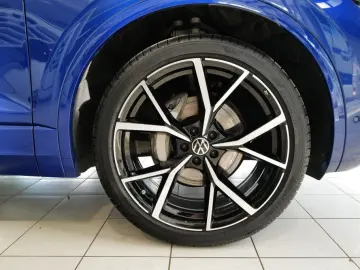 Touareg 3.0TDI R-Line Blackstyle 22  Pano Dynaud