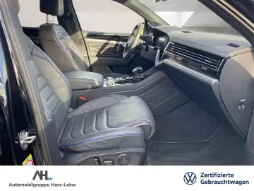Touareg R 3.0 TSI eHybrid 4M Matrix HuD Luft