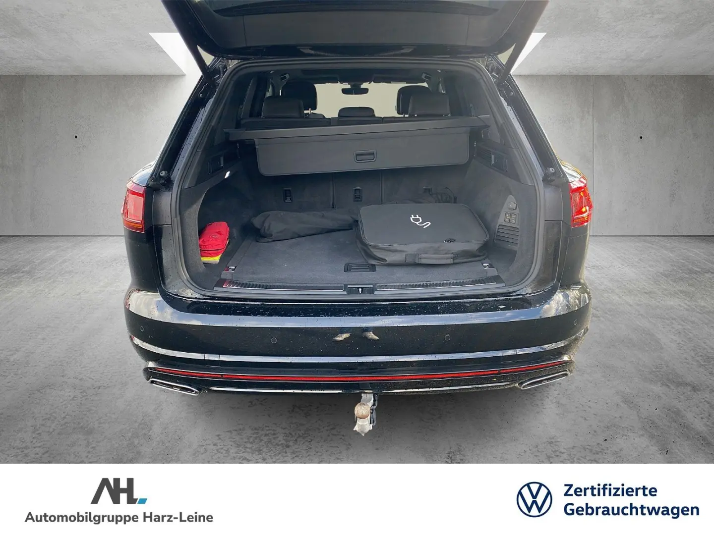 Touareg R 3.0 TSI eHybrid 4M Matrix HuD Luft