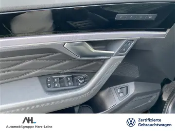 Touareg R 3.0 TSI eHybrid 4M Matrix HuD Luft