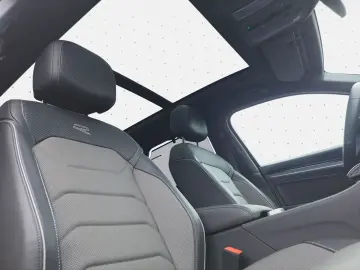 Touareg R-Line 3.0 TDI Stand Pano HuD Air Massag