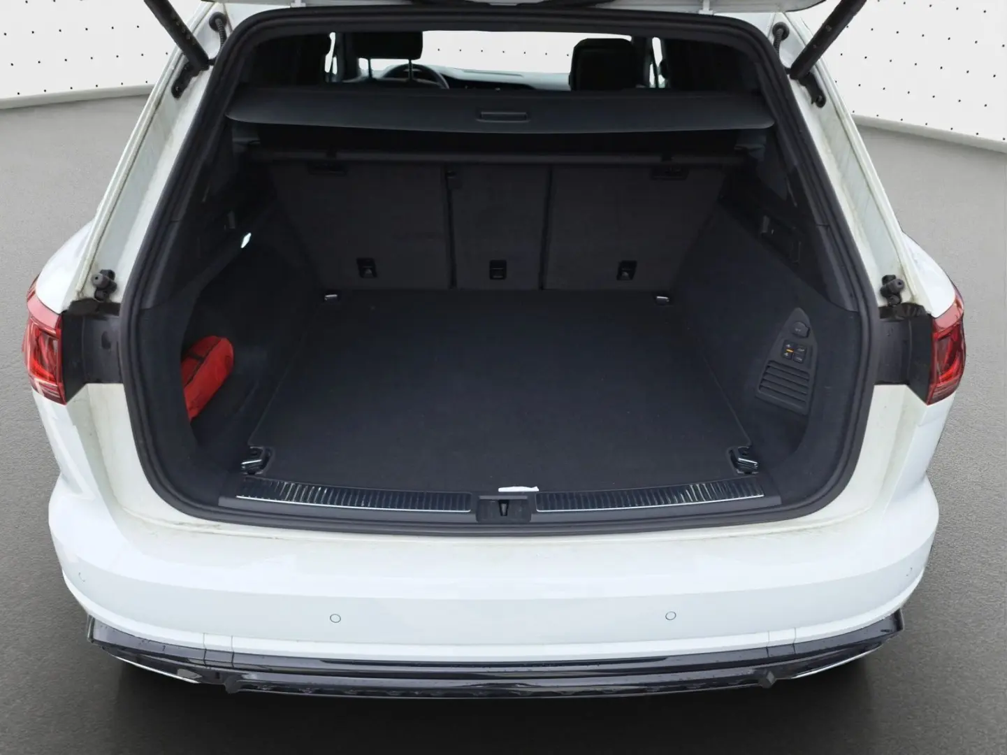 Touareg R-Line 3.0 TDI Stand Pano HuD Air Massag