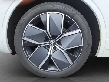 Touareg R-Line 3.0 TDI Stand Pano HuD Air Massag