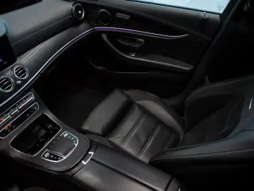 Mercedes-Benz Clasa E 53 AMG 4Matic