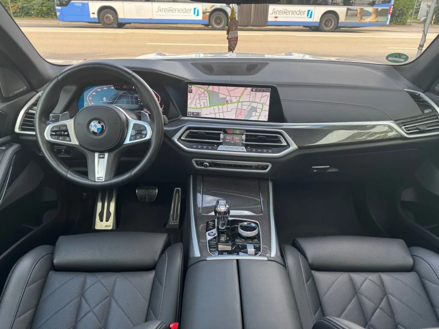 X5 xDrive30d M Sport PANO HUD LUFTFEDERUNG GLAS