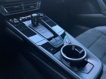 992 (911) Carrera 4 GTS