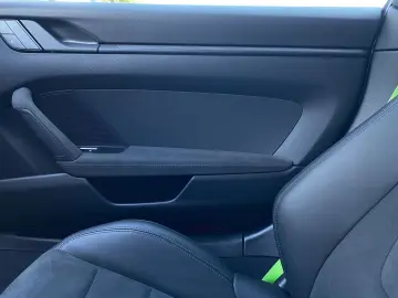 992 (911) Carrera 4 GTS