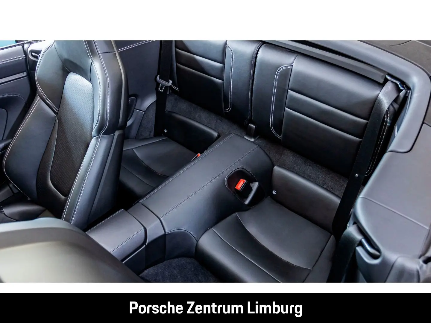 992 911 Carrera 4 GTS