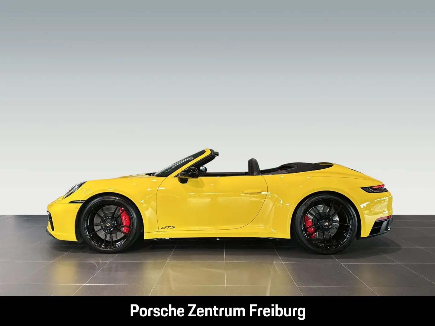 992 911 Carrera 4 GTS Cabriolet